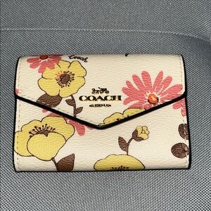 Coach Floral Flap Card Case